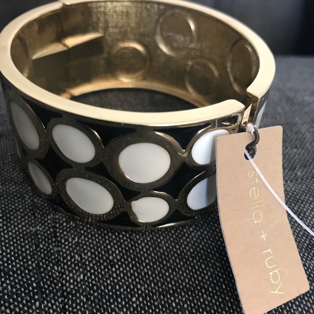 3/$20 🌟 NWT Stella + Ruby bracelet